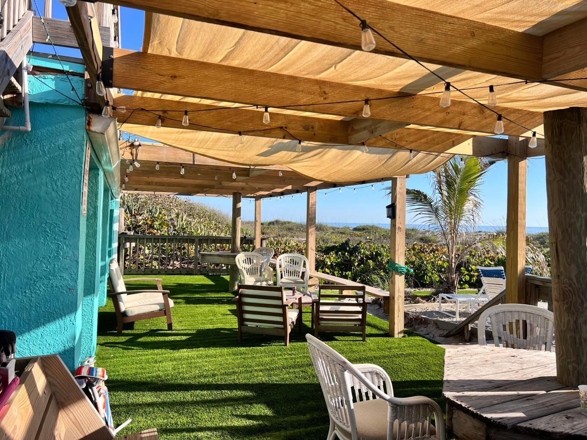 קוקו ביץ' Anthony'S On The Beach מראה חיצוני תמונה