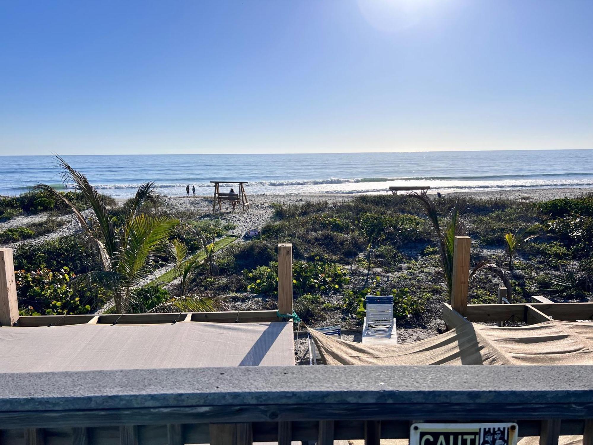 קוקו ביץ' Anthony'S On The Beach מראה חיצוני תמונה